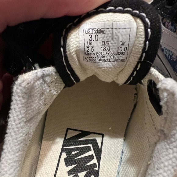 Vans Old Skool V Skate Shoe - Baby / Toddler - Black / Floral - Picture 5 of 5